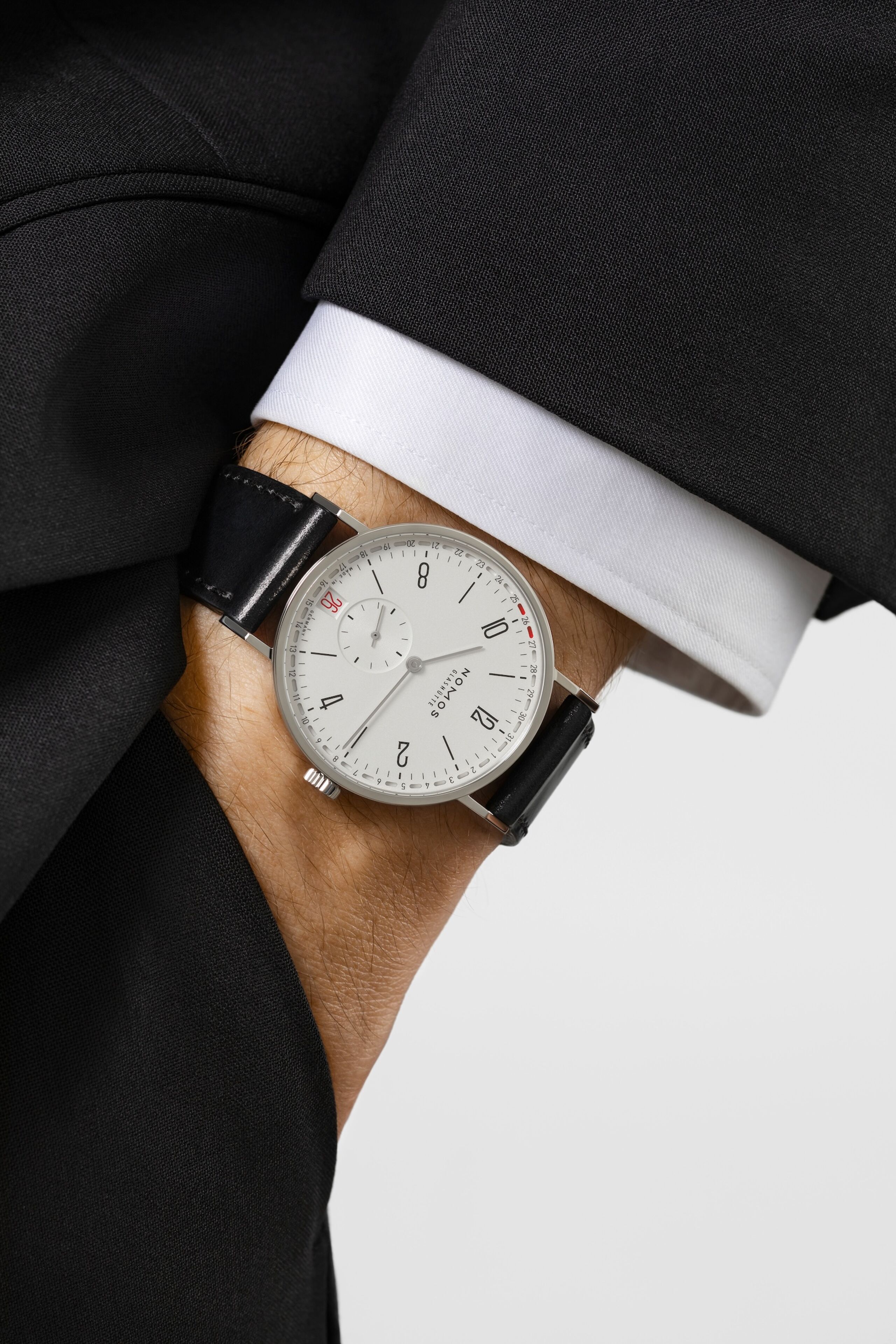 Men's watch / unisex  NOMOS GLASHÜTTE, Tangente 2Date / 37.50mm, SKU: 135 | timeolution.com