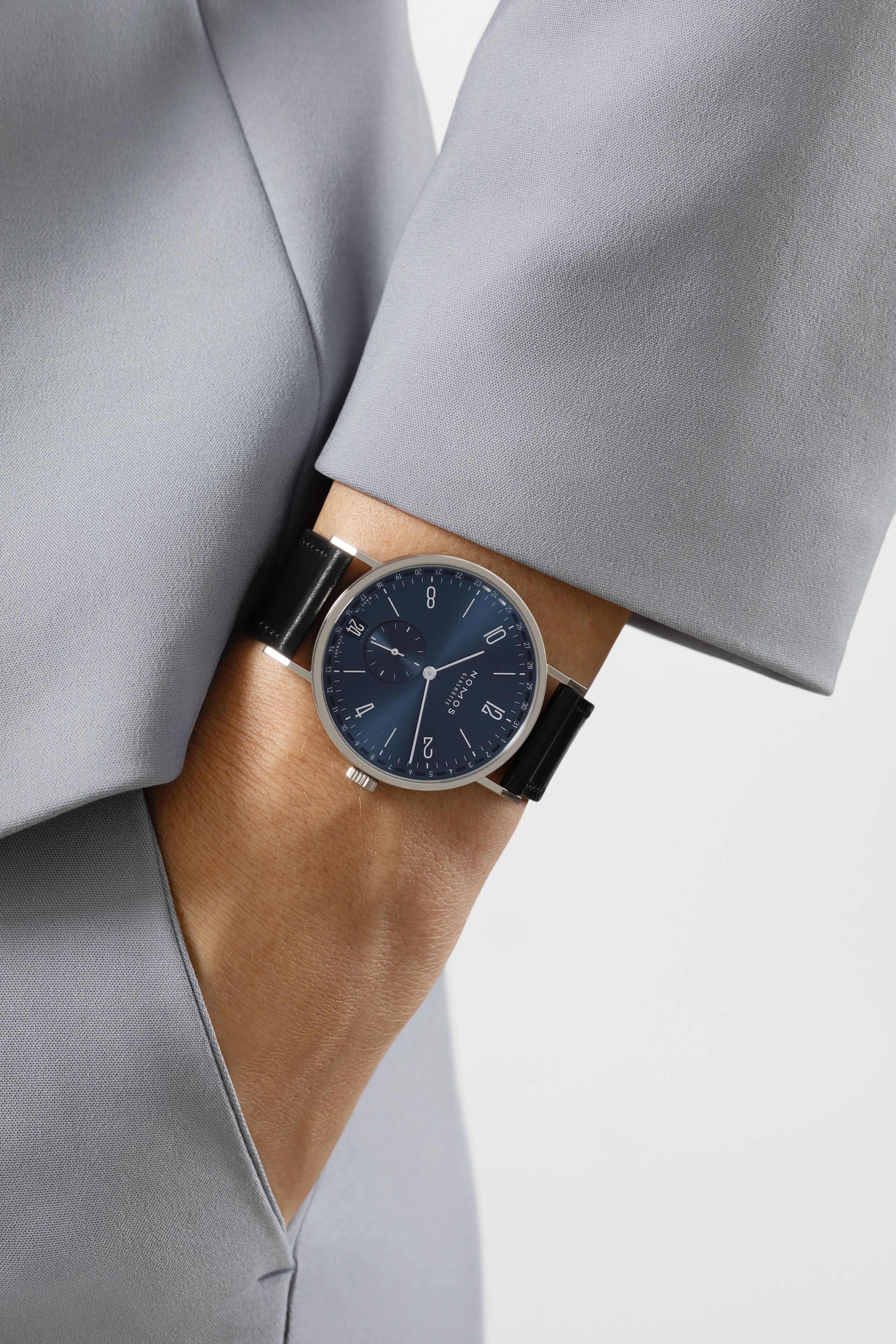 Men's watch / unisex  NOMOS GLASHÜTTE, Tangente 2Date Blue / 37.50mm, SKU: 136.SB | timeolution.com