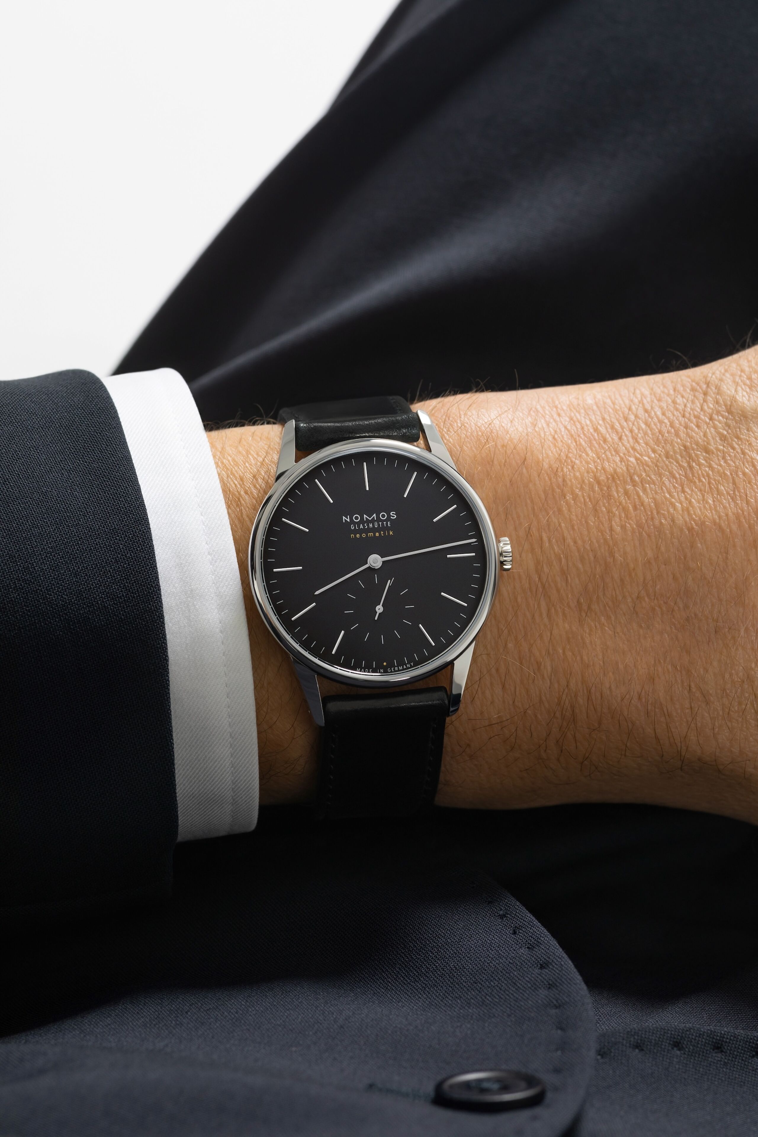 Men's watch / unisex  NOMOS GLASHÜTTE, Orion Neomatik 39 Black / 38.50mm, SKU: 346 | timeolution.com