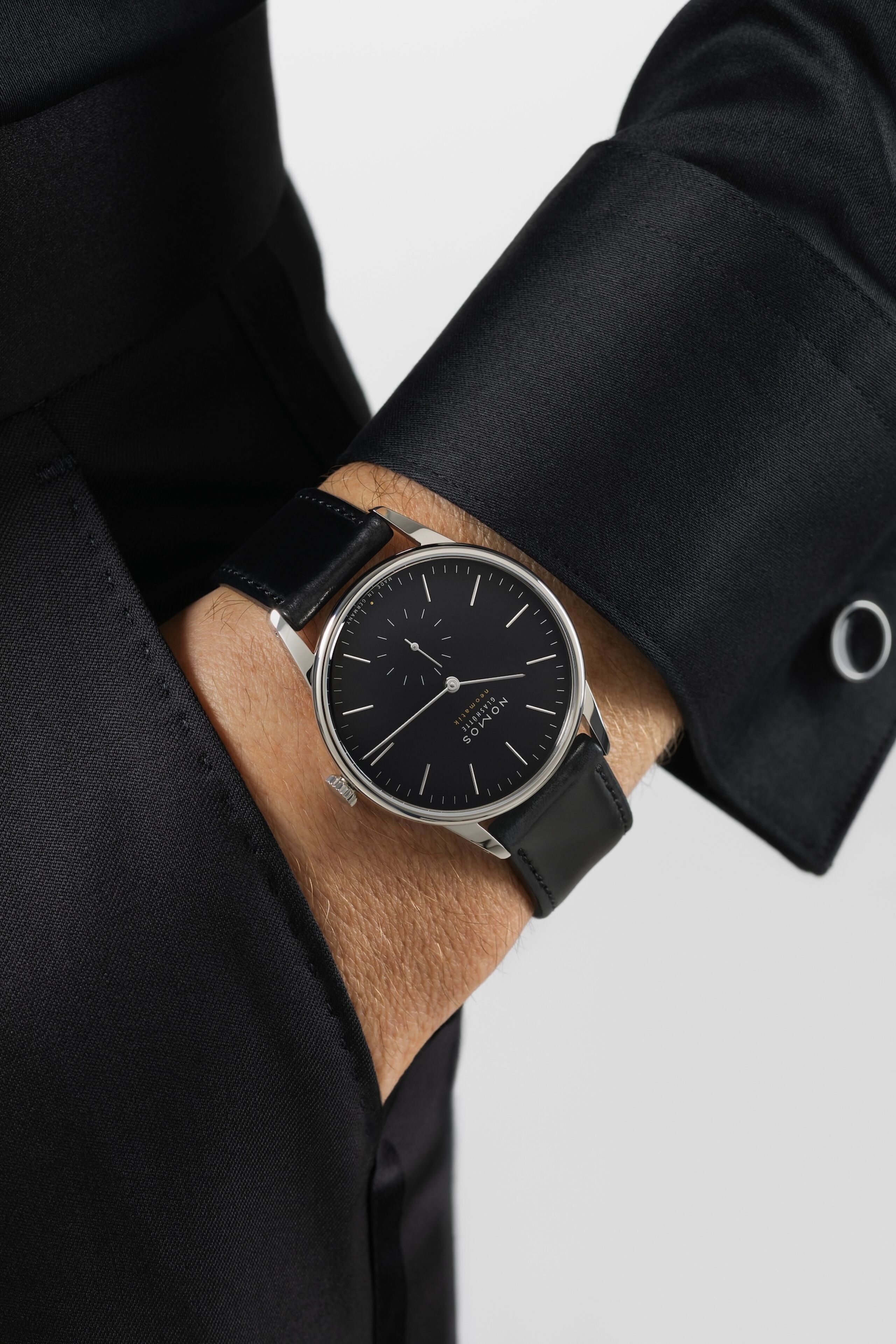 Men's watch / unisex  NOMOS GLASHÜTTE, Orion Neomatik 39 Black / 38.50mm, SKU: 346 | timeolution.com