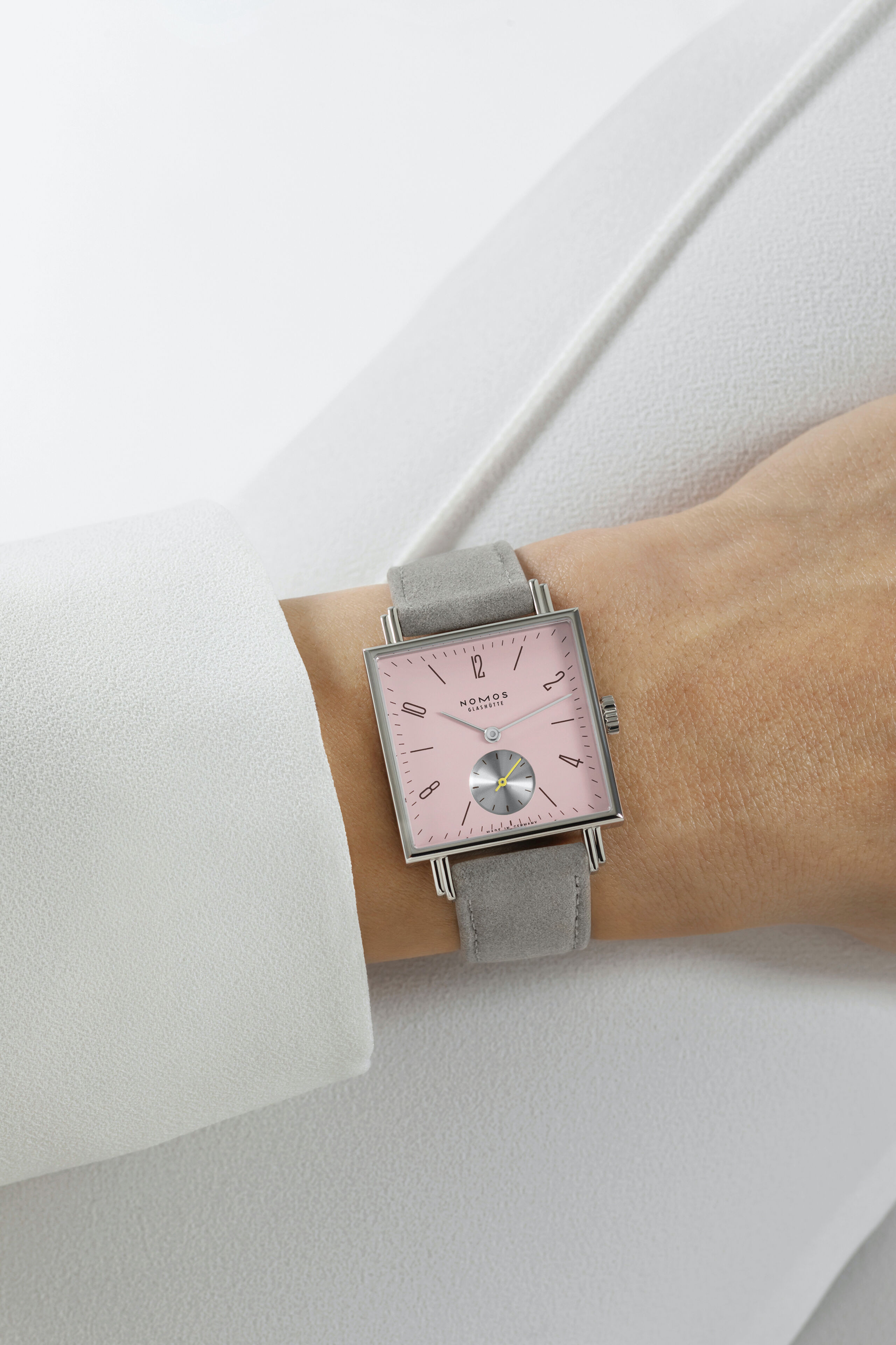 Ladies' watch  NOMOS GLASHÜTTE, Tetra – Die Wildentschlossene / 29.50mm × 29.50mm, SKU: 426 | timeolution.com