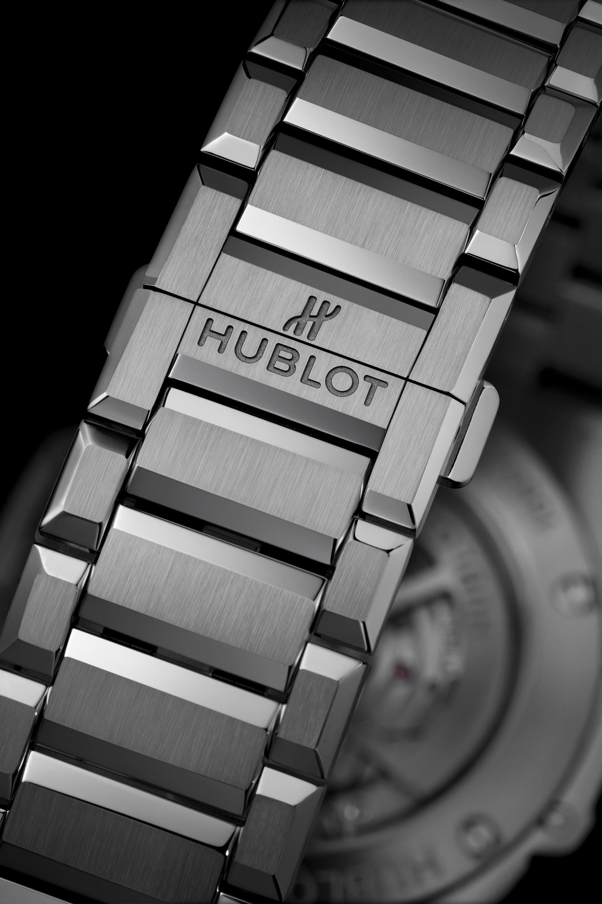 Men's watch / unisex  HUBLOT, Big Bang Integrated Time Only Titanium / 40mm, SKU: 456.NX.0170.NX | timeolution.com