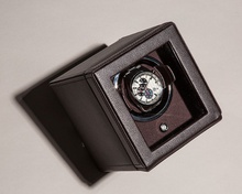  WOLF 1834, Cub Single Watch Winder With Cover, SKU: 461106 | timeolution.com