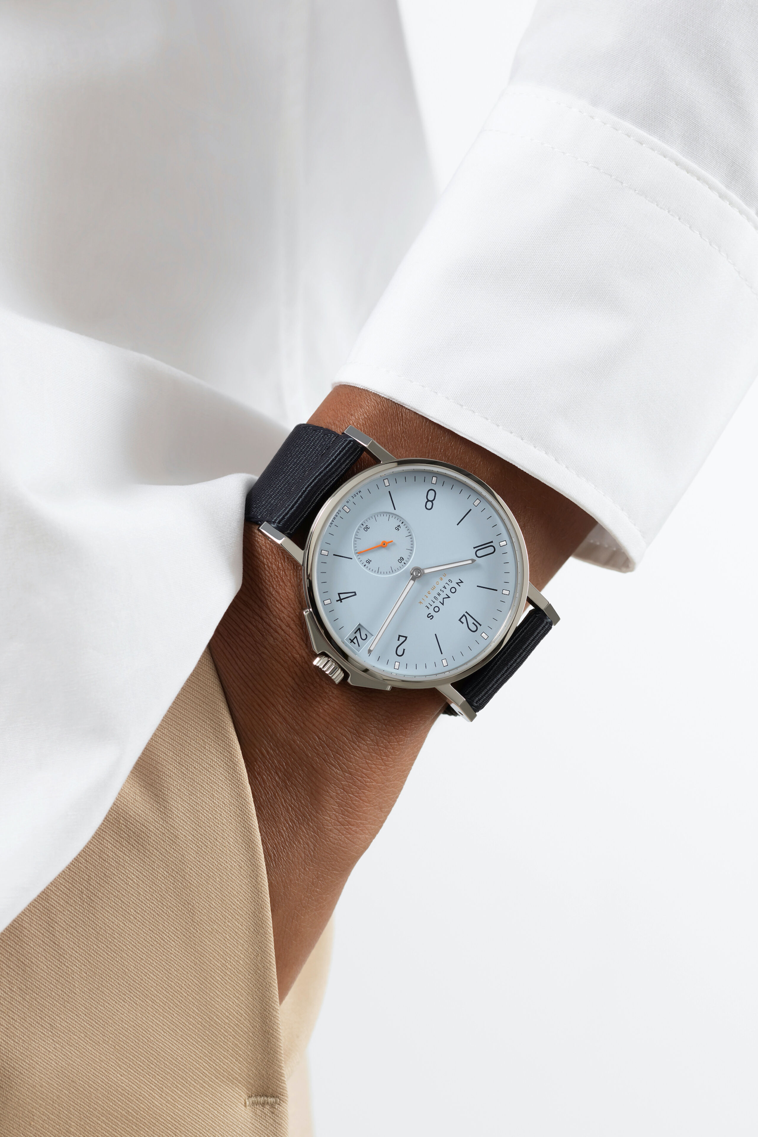 Men's watch / unisex  NOMOS GLASHÜTTE, Ahoi Neomatik 38 Date Sky / 38.5mm, SKU: 516 | timeolution.com