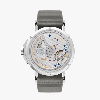 Men's watch / unisex  NOMOS GLASHÜTTE, Ahoi Neomatik 38 Date Sand / 38.5mm, SKU: 527 | timeolution.com