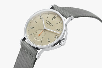 Men's watch / unisex  NOMOS GLASHÜTTE, Ahoi Neomatik 38 Date Sand / 38.5mm, SKU: 527 | timeolution.com