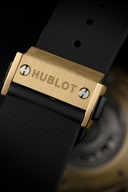 Men's watch / unisex  HUBLOT, Classic Fusion Chronograph Yellow Gold / 42mm, SKU: 541.VX.1130.RX | timeolution.com