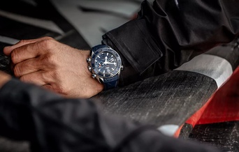 Men's watch / unisex  OMEGA, Seamaster Planet Ocean Chronograph 600M / 45.5mm, SKU: 215.33.46.51.03.001 | timeolution.com