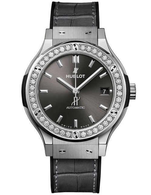 Men's watch / unisex  HUBLOT, Classic Fusion Titanium / 38mm, SKU: 565.NX.7071.LR.1204 | timeolution.com