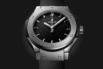 Ladies' watch  HUBLOT, Classic Fusion Titanium / 33mm, SKU: 581.NX.1470.RX | timeolution.com