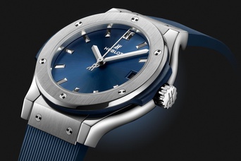 Ladies' watch  HUBLOT, Classic Fusion Titanium Blue / 33mm, SKU: 581.NX.7170.RX | timeolution.com