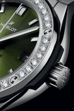 Ladies' watch  HUBLOT, Classic Fusion Titanium Green Diamonds / 29mm, SKU: 591.NX.8970.RX.1204 | timeolution.com