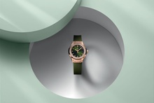 Ladies' watch  HUBLOT, Classic Fusion King Gold Green Diamonds / 29mm, SKU: 591.OX.8980.RX.1204 | timeolution.com