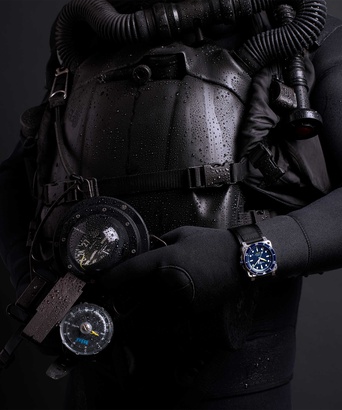 Men's watch / unisex BELL & ROSS, BR 03-92 Diver Blue / 42mm, SKU: BR0392-D-BU-ST/SRB | timeolution.com