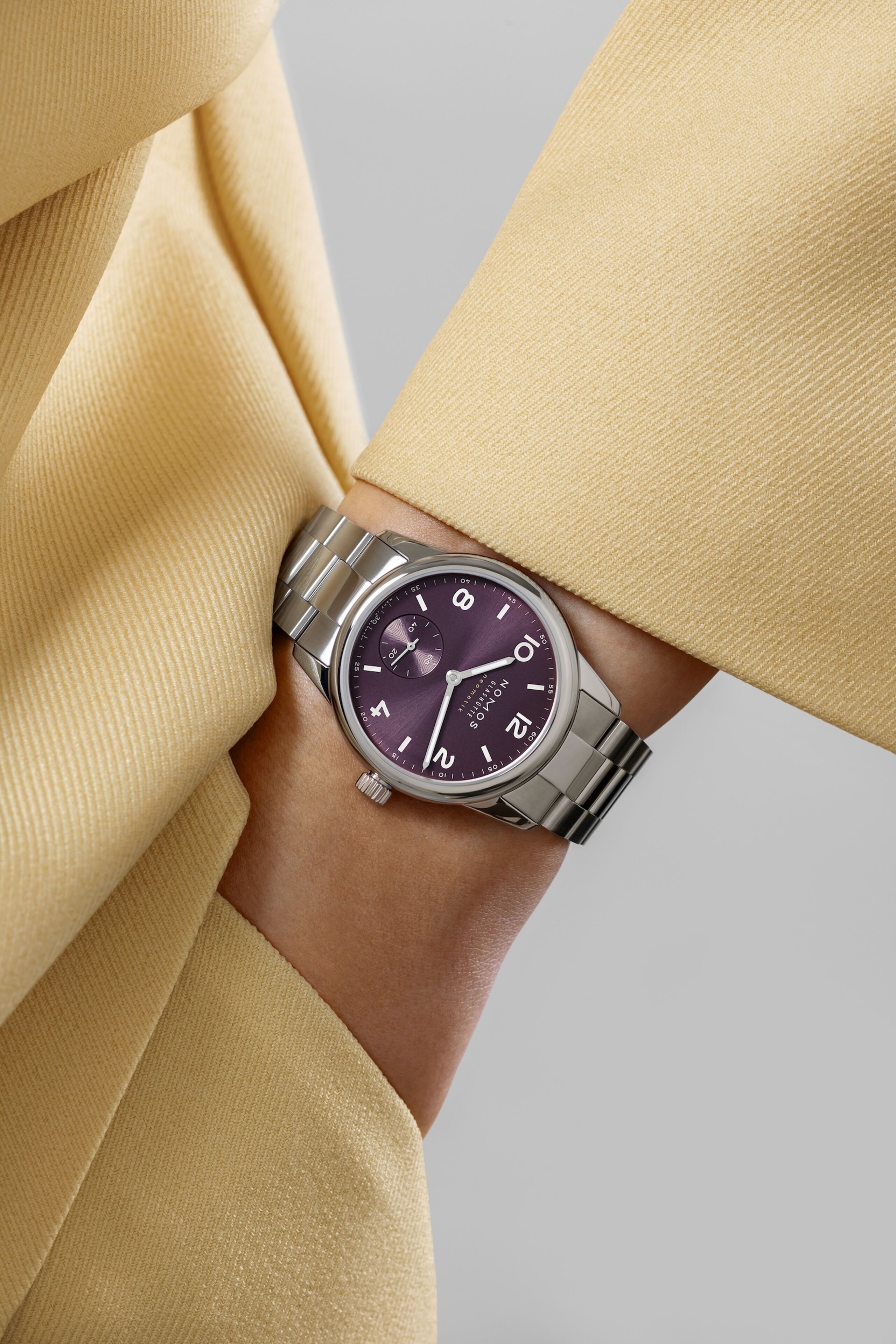 Ladies' watch  NOMOS GLASHÜTTE, Club Sport Neomatik 34 Purple / 34mm, SKU: 757.SB | timeolution.com