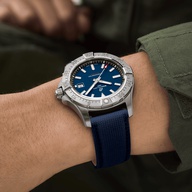 Men's watch / unisex  BREITLING, Avenger Automatic / 42mm, SKU: A17328101C1X1 | timeolution.com