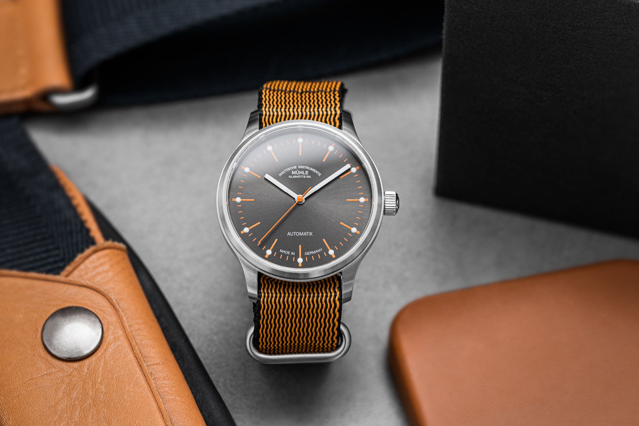 Men's watch / unisex  MÜHLE-GLASHÜTTE, Panova Grey / 40mm, SKU: M1-40-75-NB-III | timeolution.com