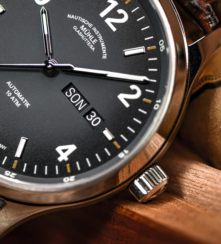 Men's watch / unisex MÜHLE-GLASHÜTTE, Lunova Day/Date / 42.3mm, SKU: M1-43-26-LB-II | timeolution.com