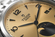 Men's watch / unisex TUDOR, 1926 Luna / 39mm, SKU: M91560-0001 | timeolution.com