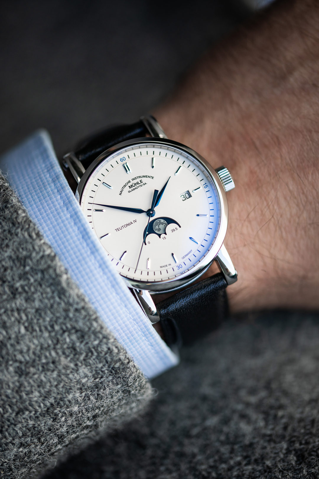 Men's watch / unisex  MÜHLE-GLASHÜTTE, Teutonia IV Moonphase / 41 mm, SKU: M1-44-05-LB | timeolution.com