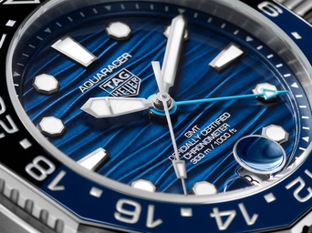 Men's watch / unisex  TAG HEUER, Aquaracer Professional 300 GMT / 42mm, SKU: WBP5114.FT6259 | timeolution.com