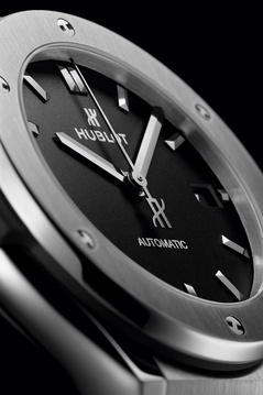 Men's watch / unisex HUBLOT, Classic Fusion Titanium / 38mm, SKU: 565.NX.1470.RX | timeolution.com