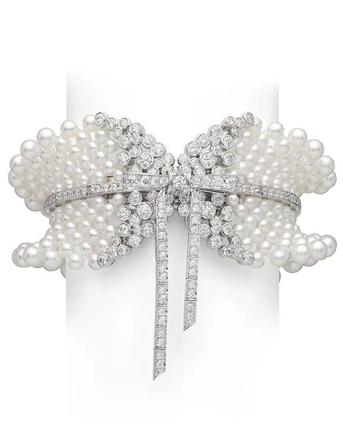 Women Jewellery  MIKIMOTO, Jeux de Rubans, SKU: WDP8540DW2 | timeolution.com