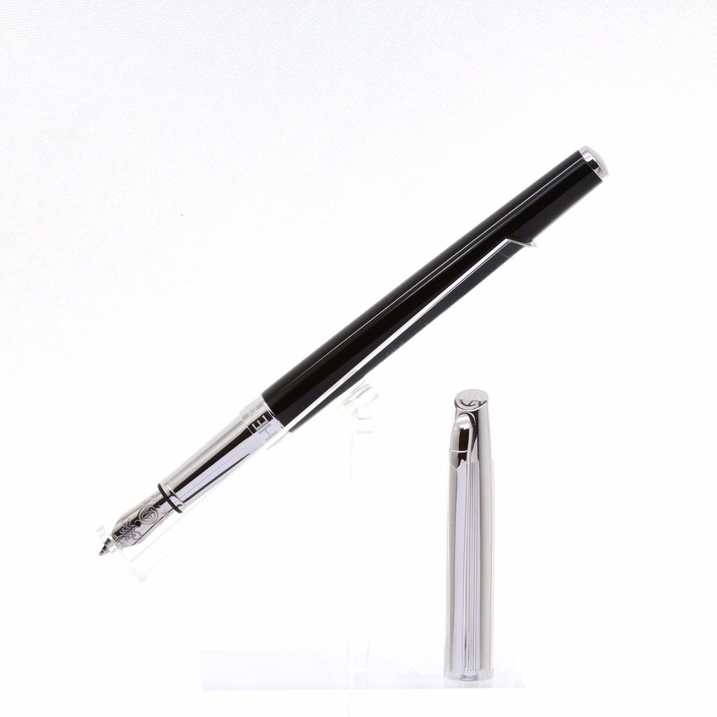  CARAN D’ACHE, Madison Bicolor Fountain Pen, SKU: 4690.456 | timeolution.com