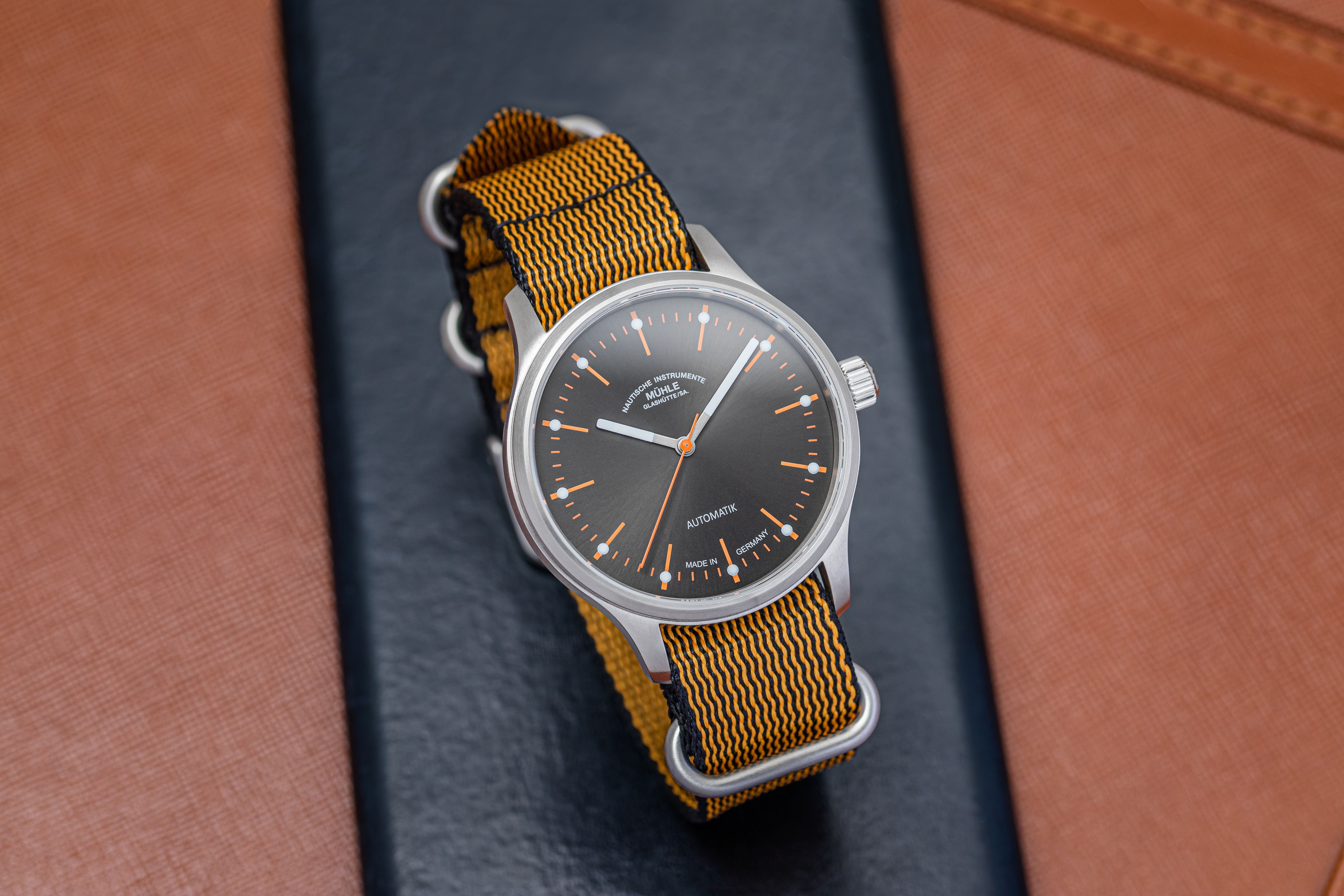 Men's watch / unisex  MÜHLE-GLASHÜTTE, Panova Grey / 40mm, SKU: M1-40-75-NB-III | timeolution.com